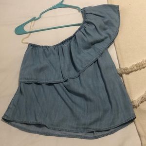 American Eagle Off the shoulder top